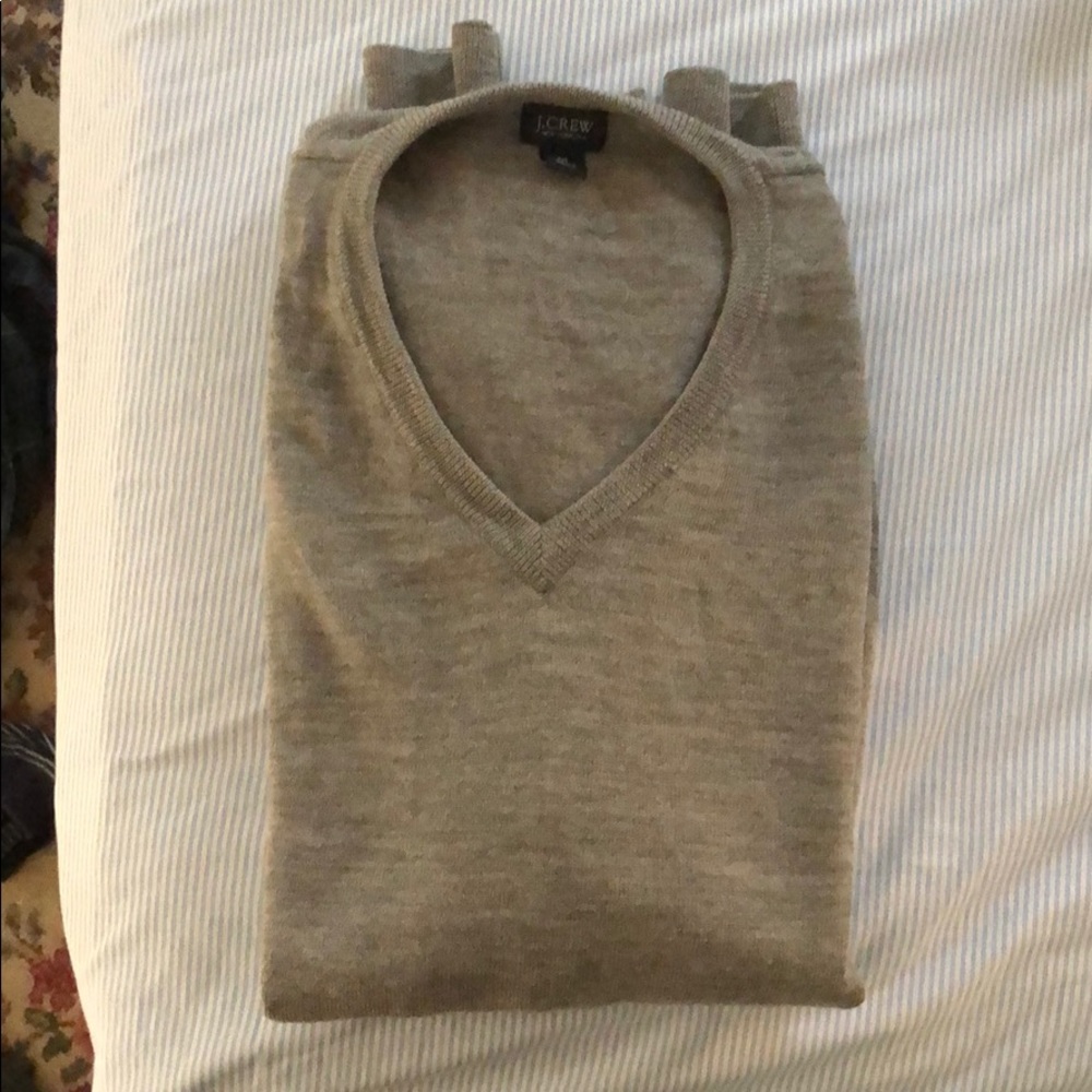 J Crew Men’s V Neck Sweater